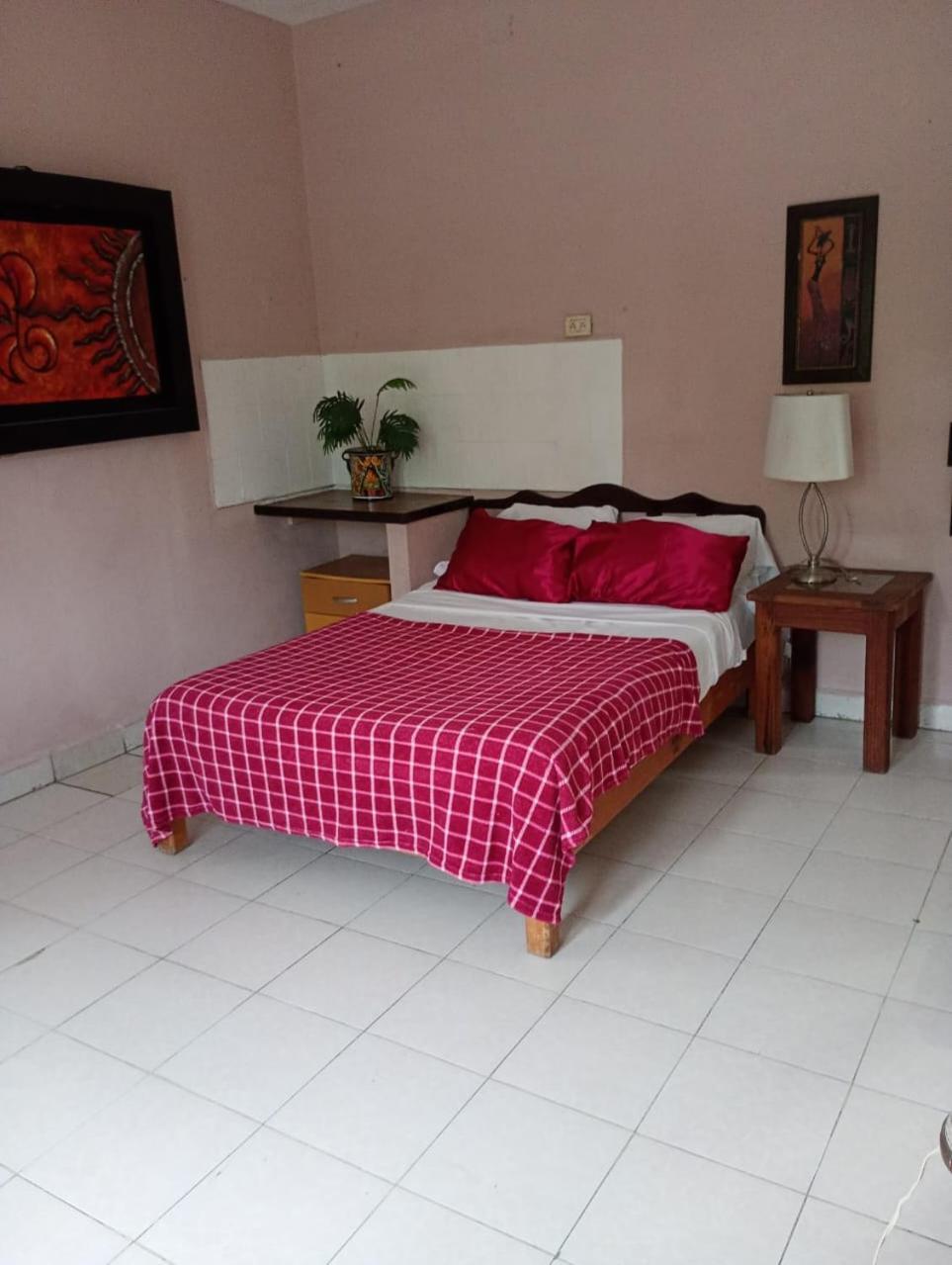 Apartament En Planta Alta A Pie De Avenida Cozumel Zewnętrze zdjęcie